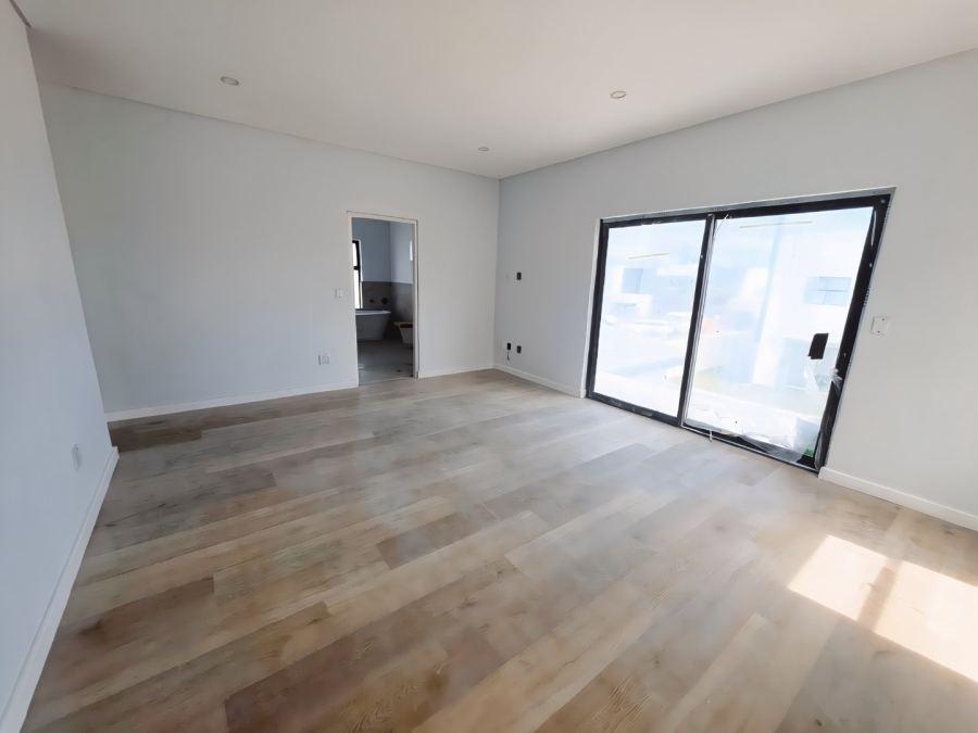 4 Bedroom Property for Sale in Sandown Western Cape
